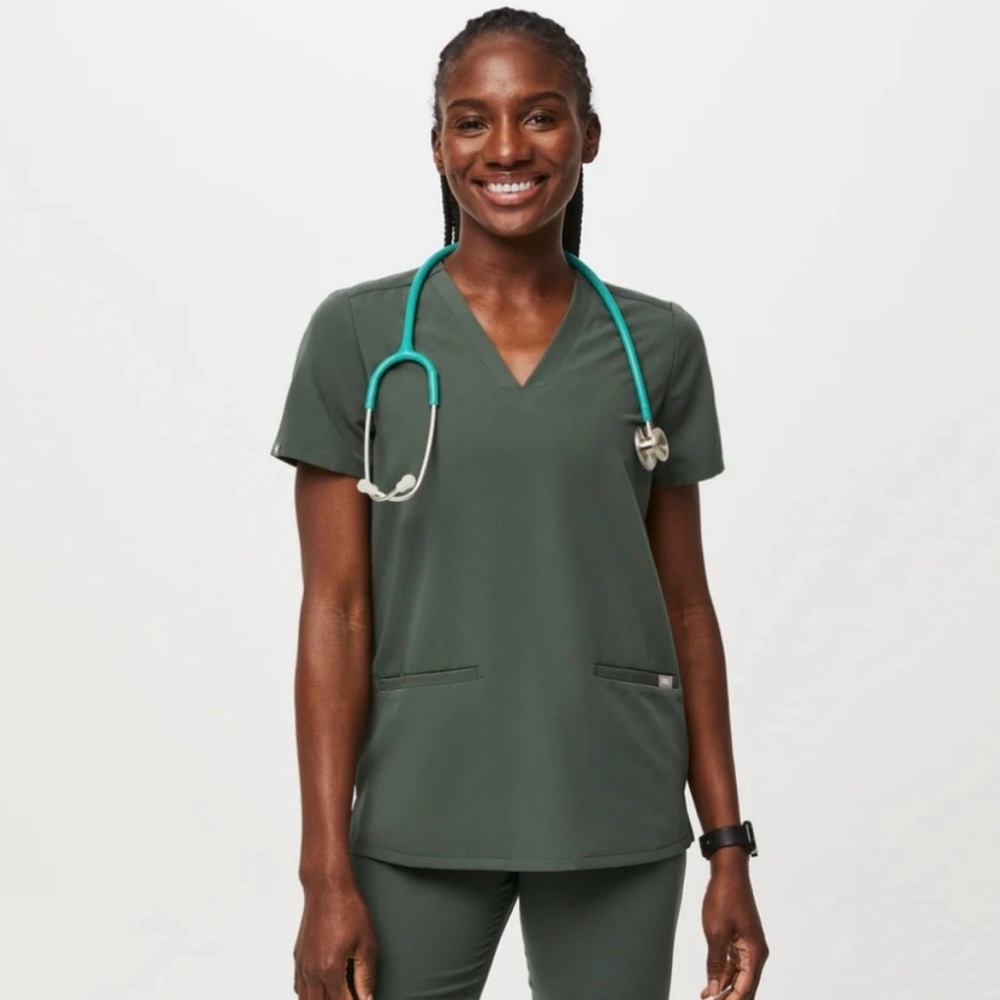 FIGS Women's V-Neck Scrub Top Olive Green XS